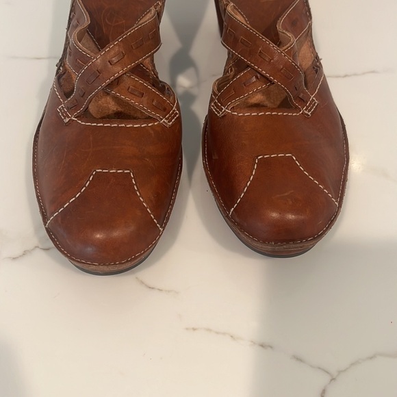 Clarks Artisan Collection Diane Distressed Leather Mule Size 8 - Picture 10 of 12